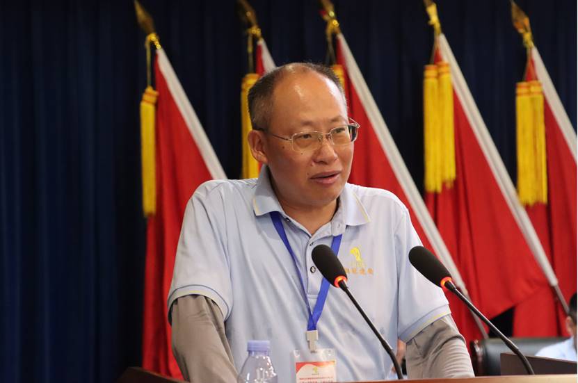 公司召開三屆一次職工代表會(huì)、三屆工會(huì)會(huì)員代表會(huì)